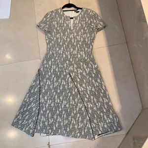 Wool white and black dress size 8 from Raoul made in China FromSaks 5th Ave